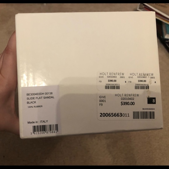 Givenchy Shoe Box - Picture 2 of 4